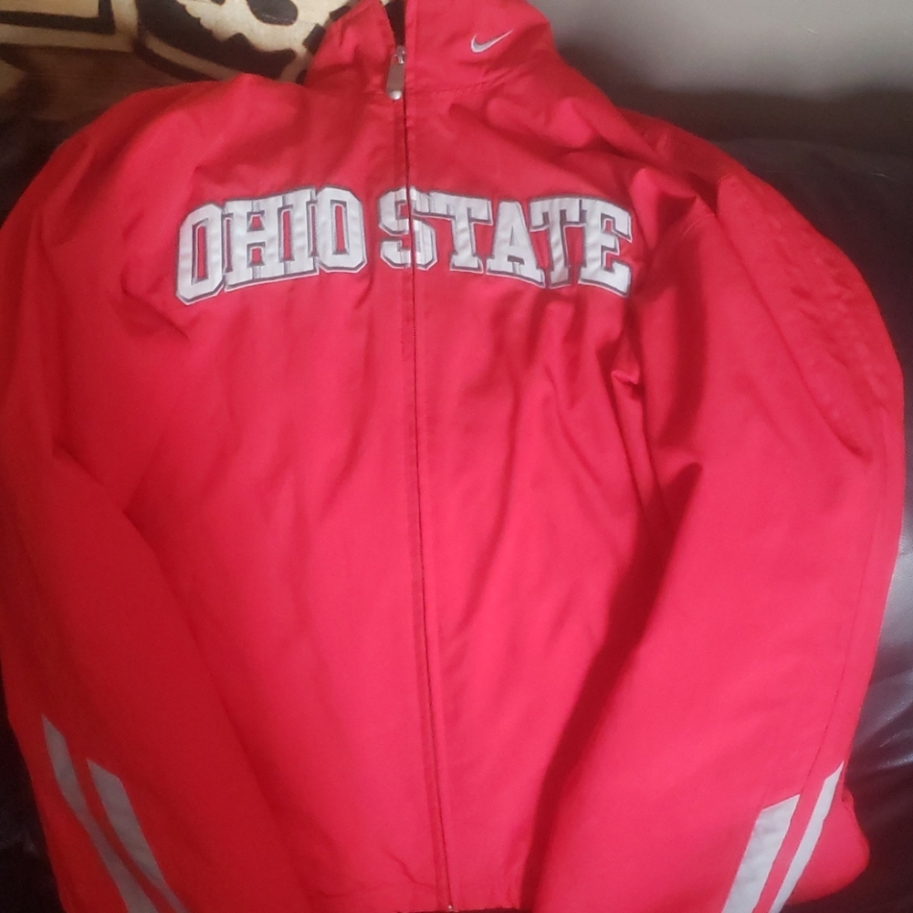 windbreaker jacket